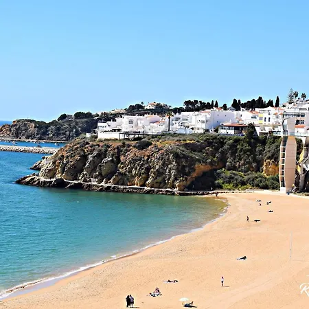 Apartamento Espacoso Com Excelente Espaco Exterior Albufeira
