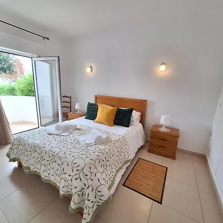 Lägenhet Espacoso Com Excelente Espaco Exterior Albufeira