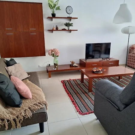 Espacoso Com Excelente Espaco Exterior 아파트 알부페이라